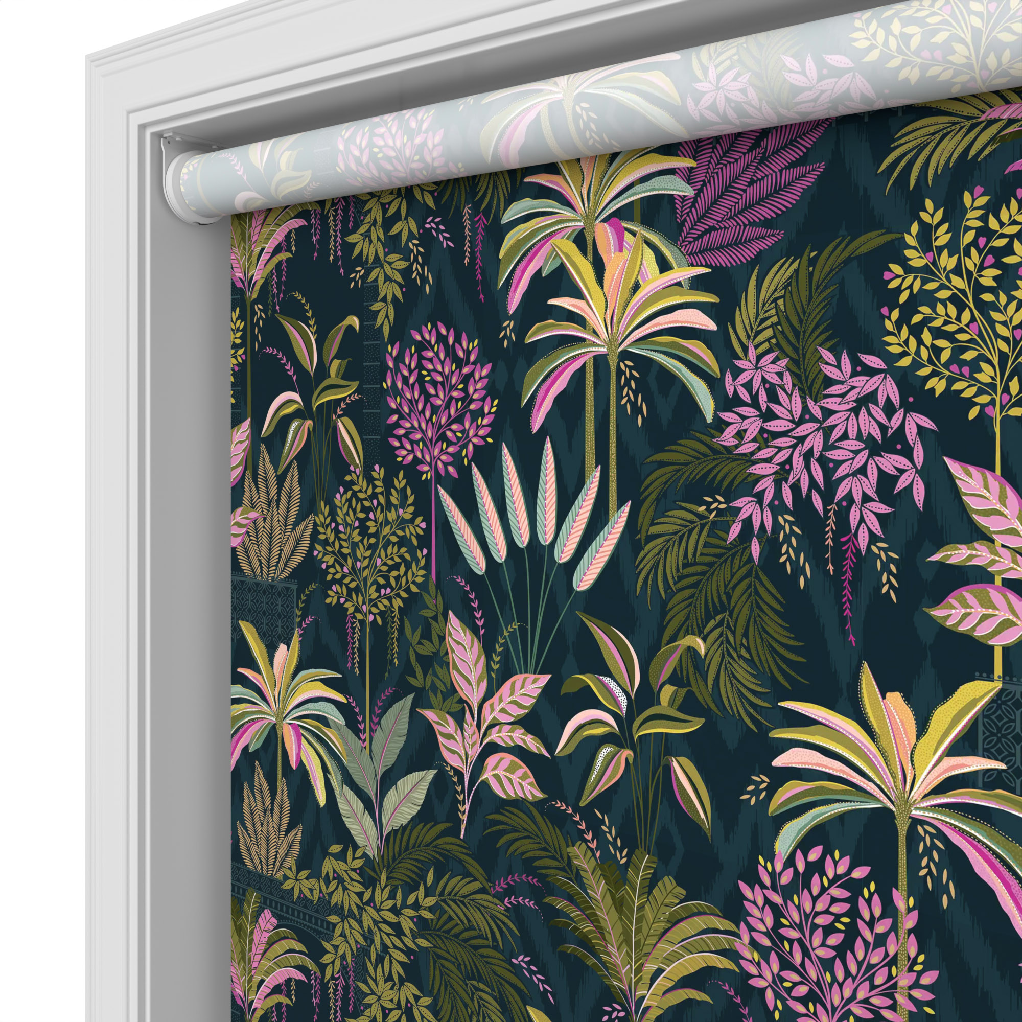 Sara Miller Palm Garden Midnight Motorised - Image 4
