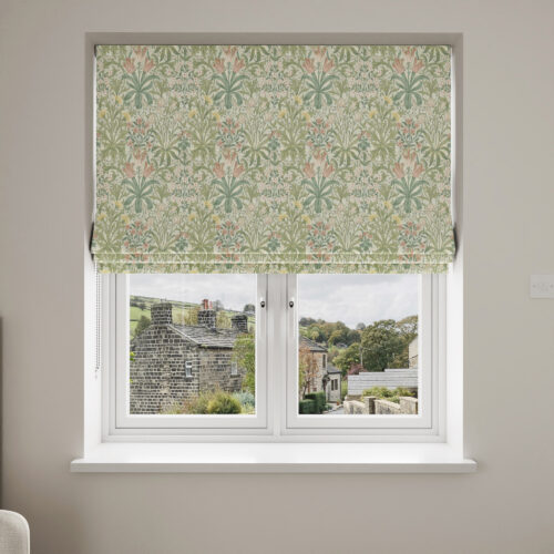 William Morris At Home Woodland Weeds Apple No Drill