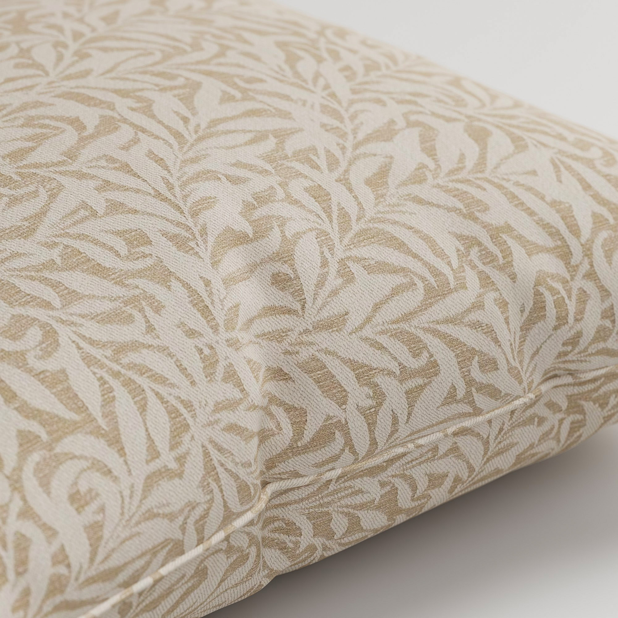 William Morris At Home Willow Bough Woven Barley Cushion - Image 3