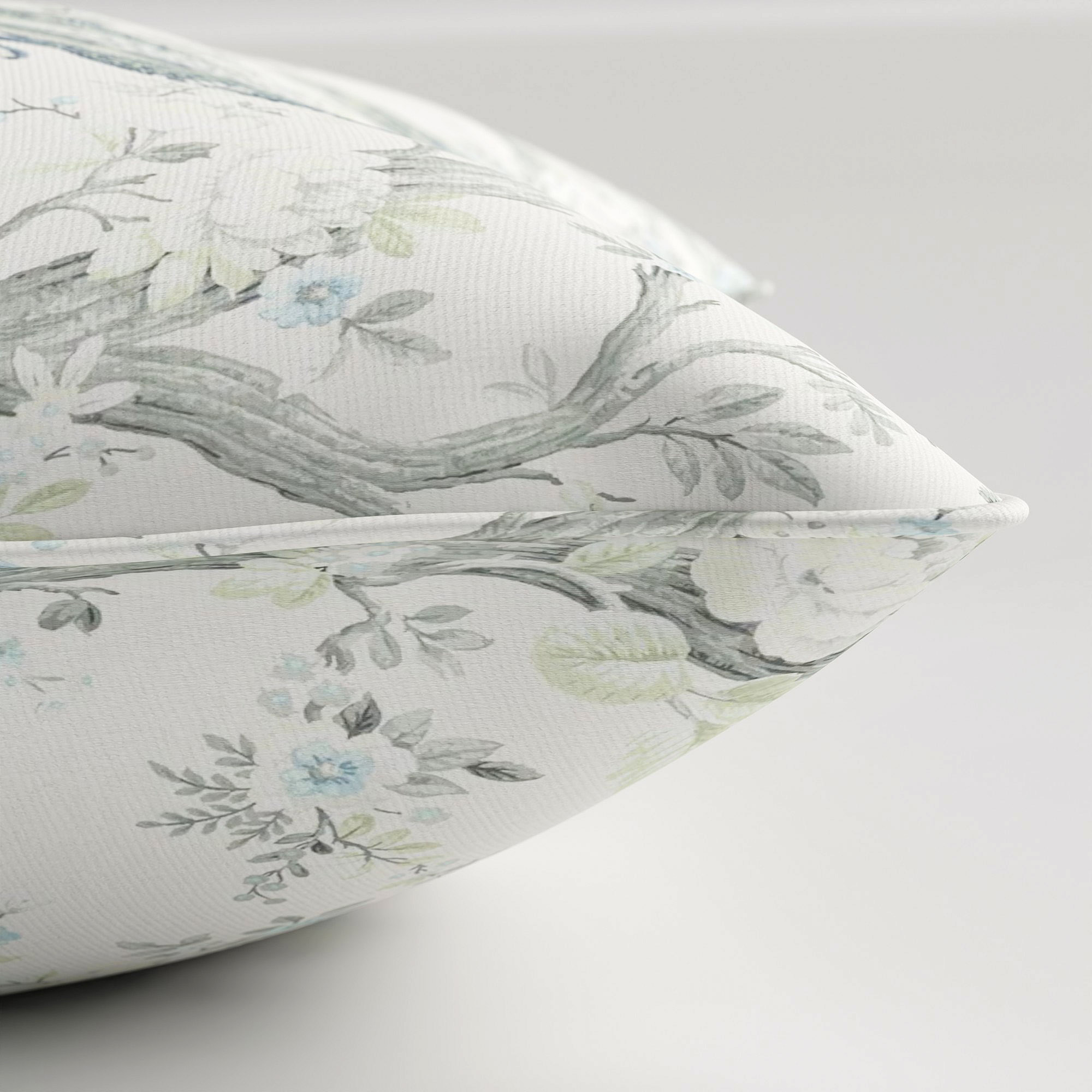 Laura Ashley Belvedere Midnight Cushion - Image 4