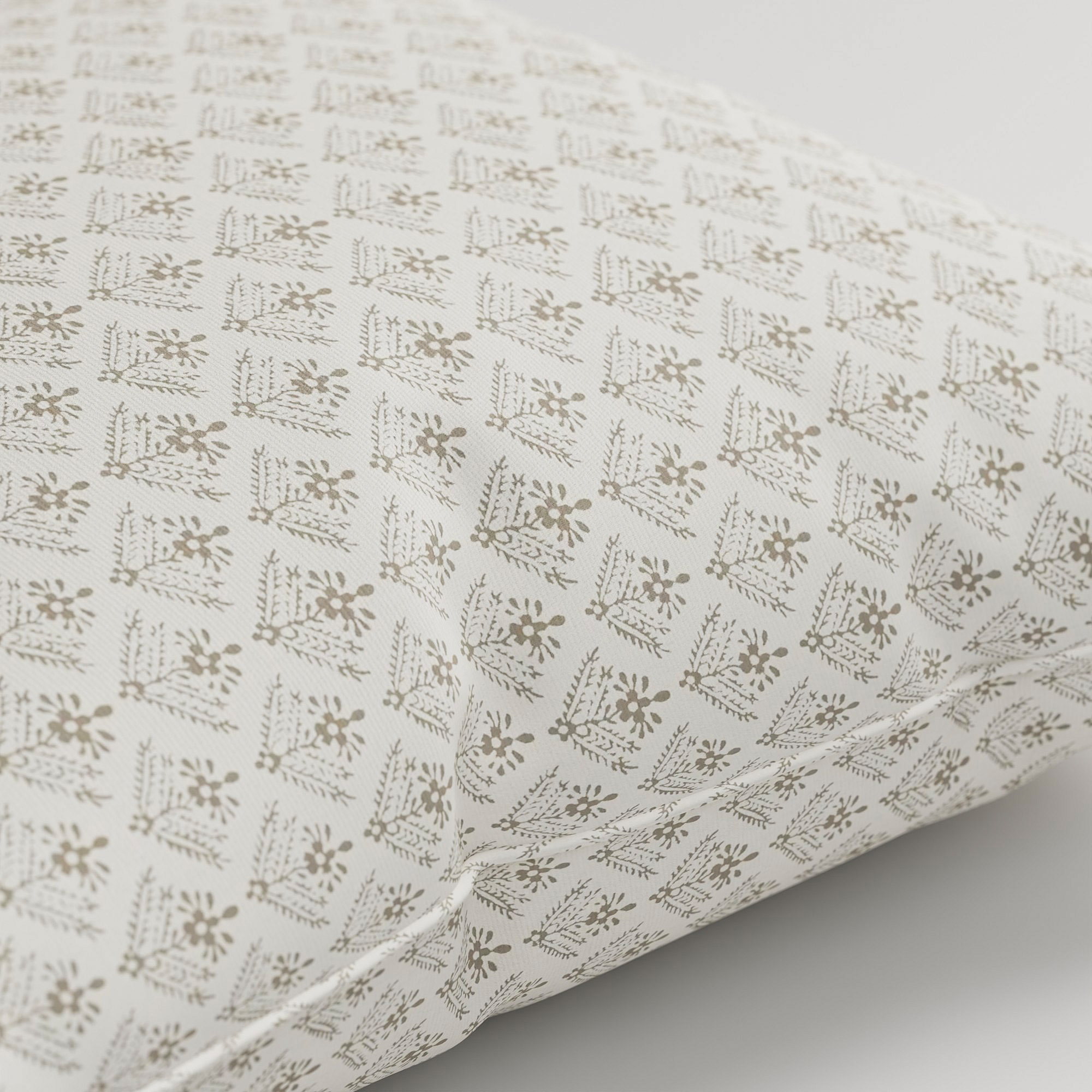 Laura Ashley Lady Fern Dark Dove Grey Cushion - Image 3