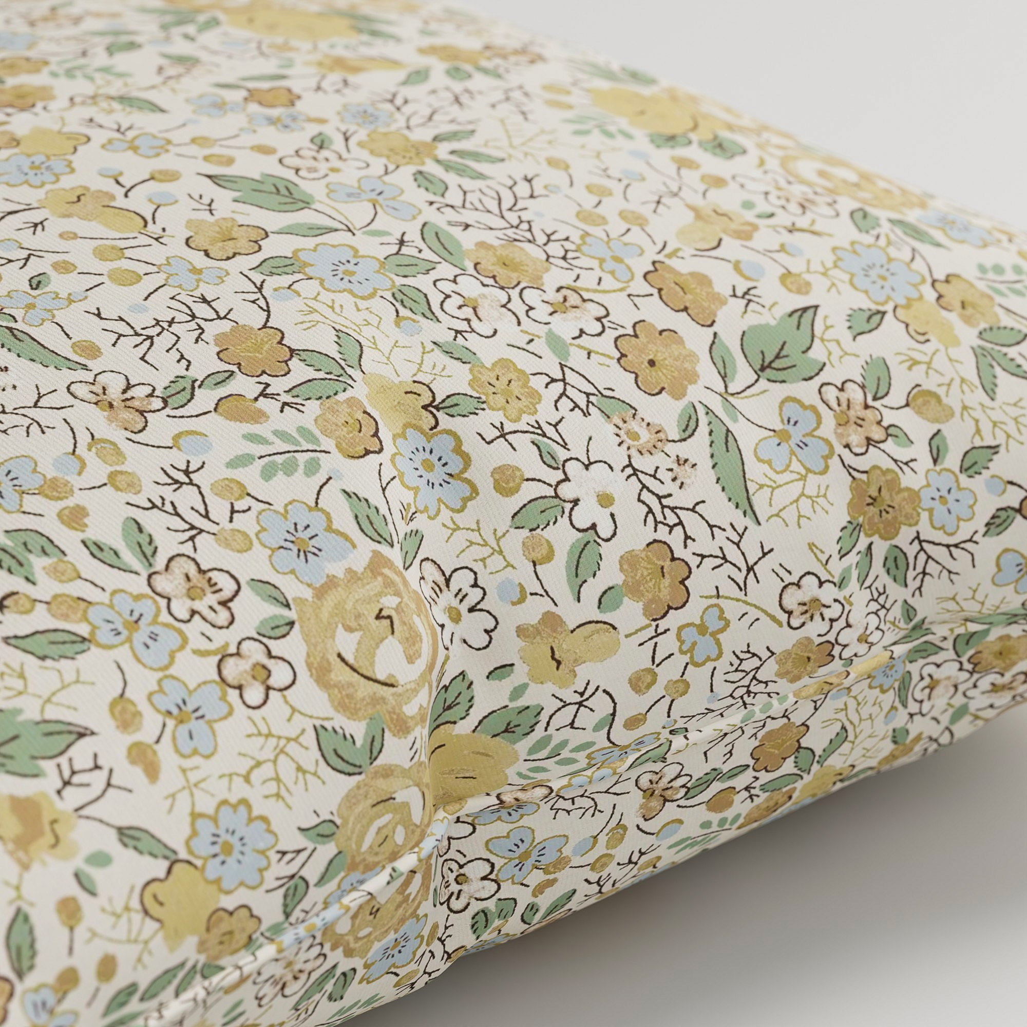 Laura Ashley Rowena Pale Gold Cushion - Image 3
