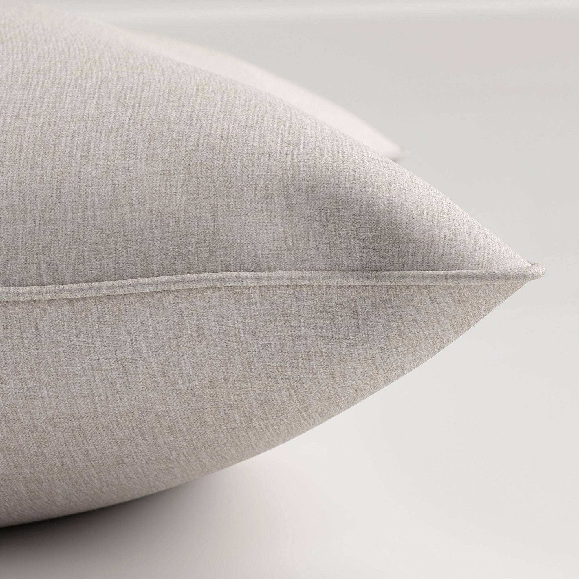 Reynolds Platinum Cushion - Image 4