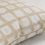 Gryon Oyster Cushion