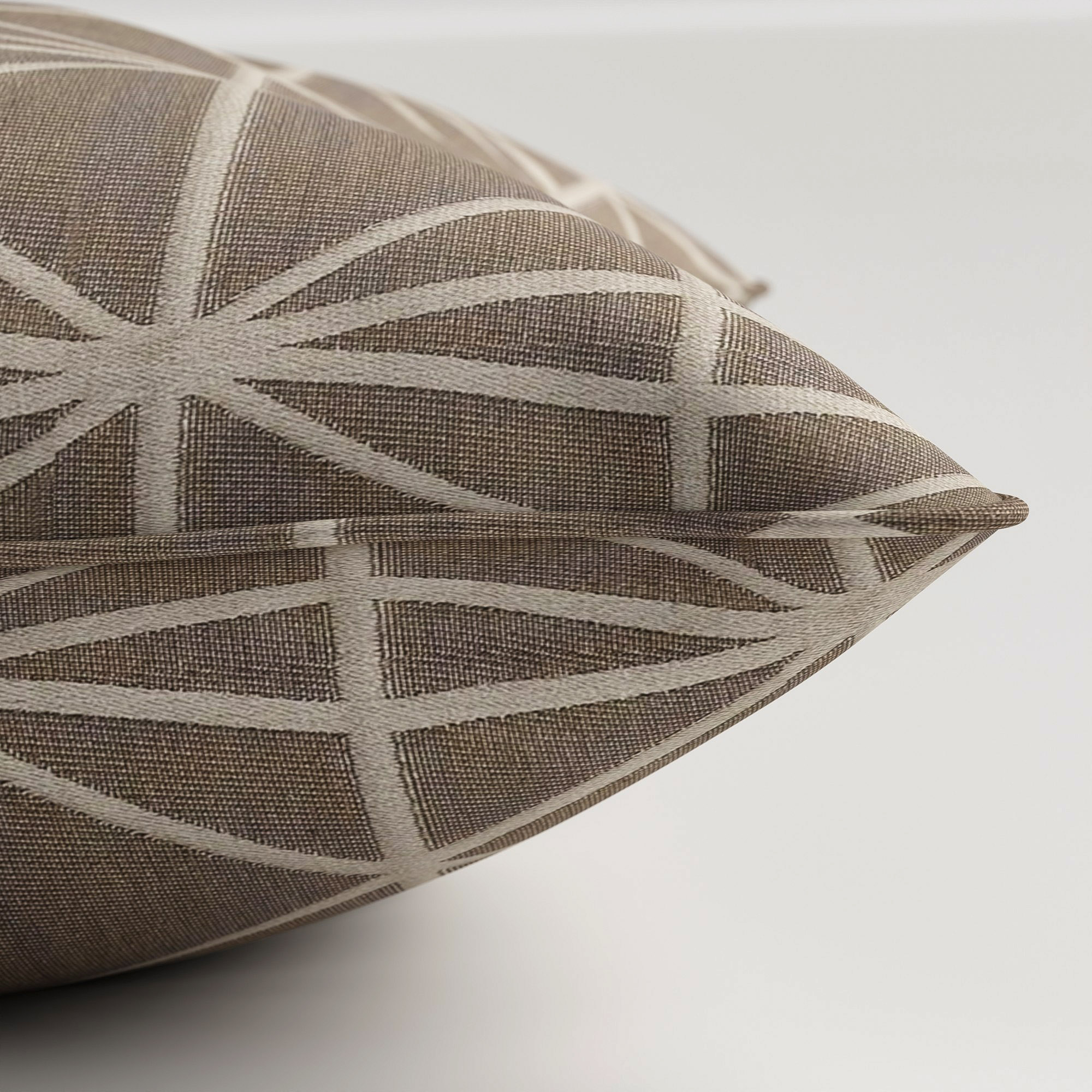Prilly Silver Cushion - Image 4