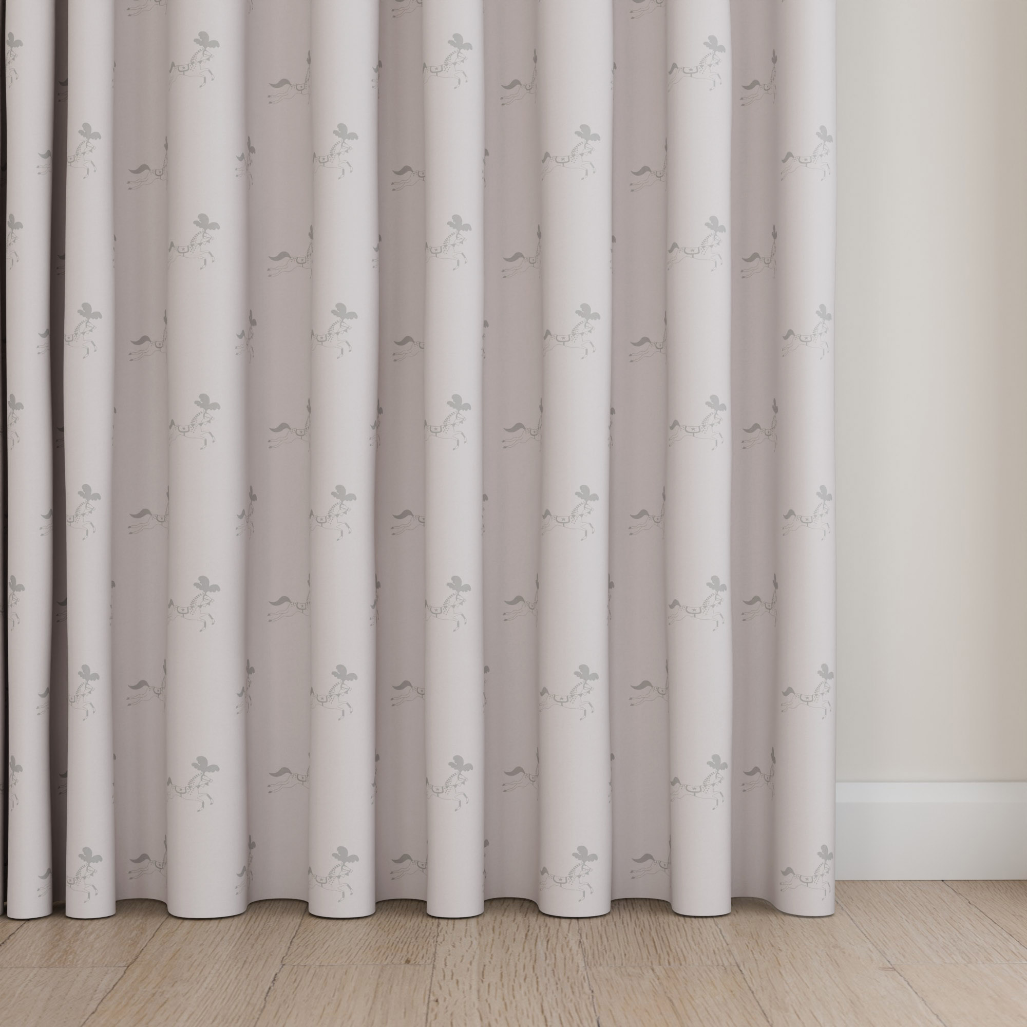 Sophie Allport Fairground Ponies Soft Pink Wave Curtain - Image 4