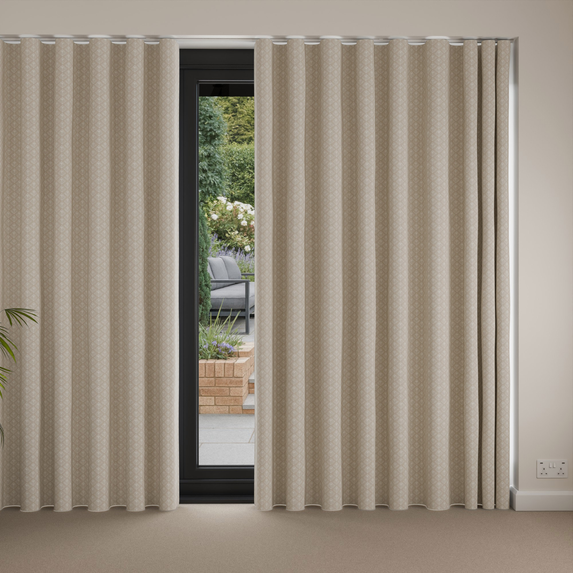 Laura Ashley Lady Fern Almond Wave Curtain - Image 4