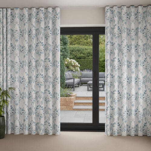 Laura Ashley Parterre Off White/Seaspray Wave Curtain