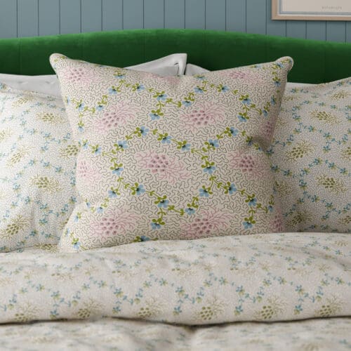 Land & Shore Lorie Multi Cushion