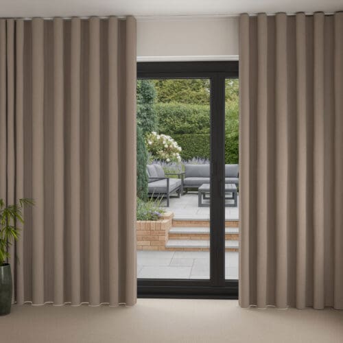 Merrick Otter Wave Curtain